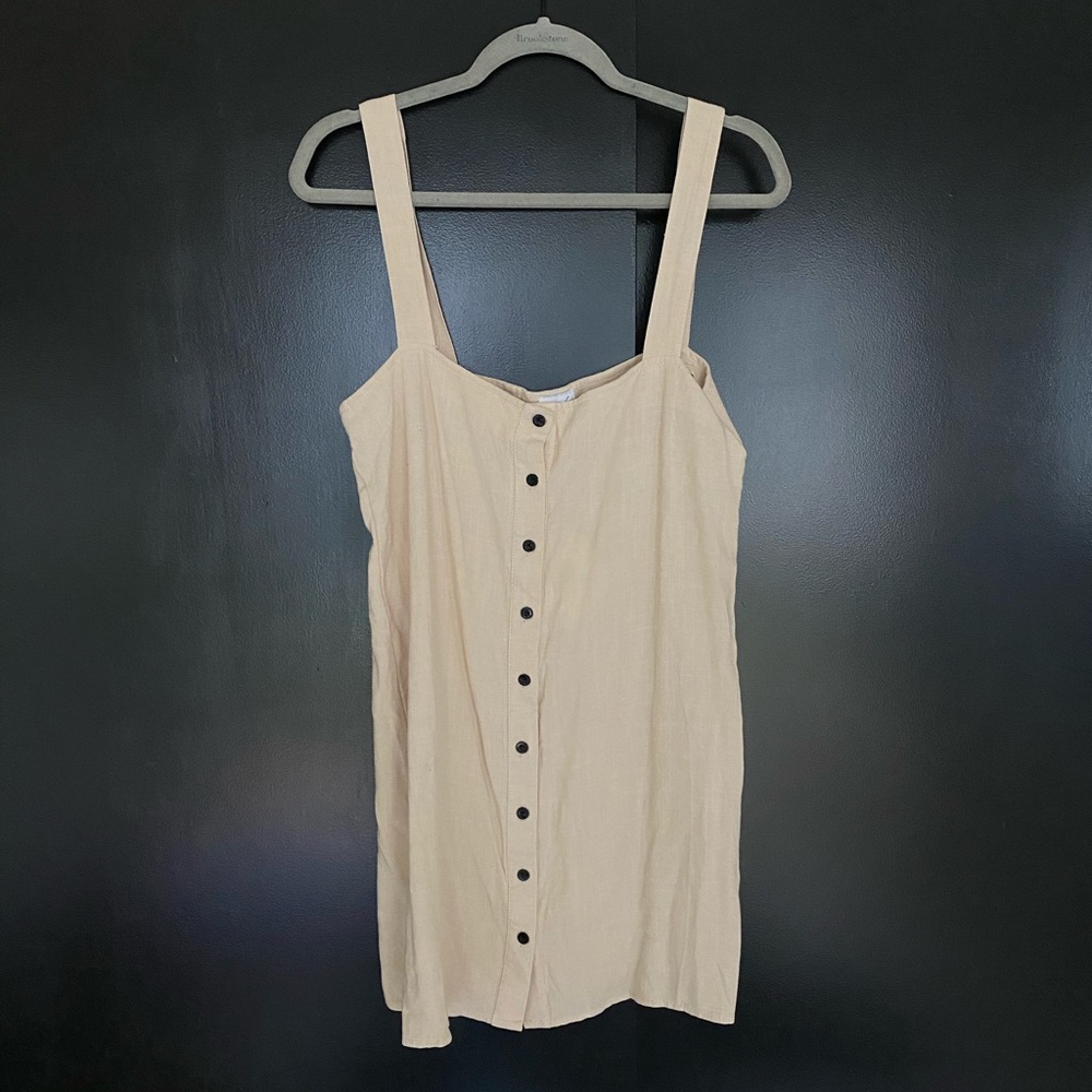 {Raised by Wild} 🔷 tan button dress